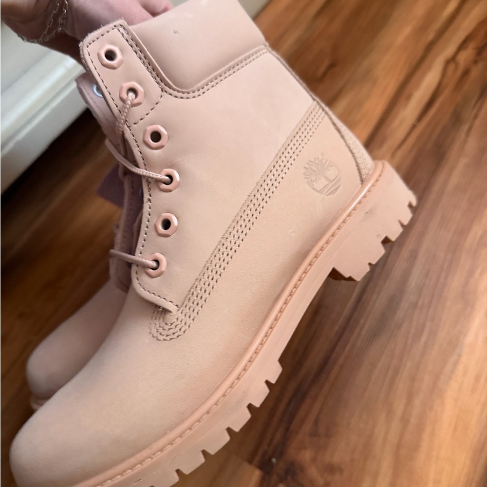Timberland Women's Blush Lace-Up 6-Inch Boots - Picture 3 of 7